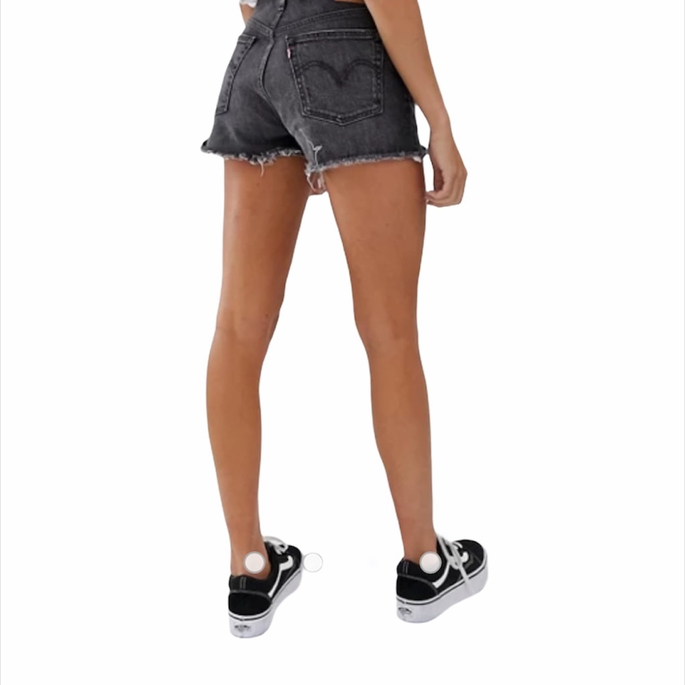 NWT Levi's 501 high rise denim shorts Black - Picture 1 of 8